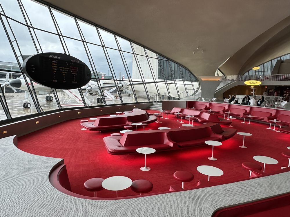 TWA sunken lounge